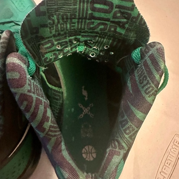 2011 Nike Hyperenforcer flywire + hyperfuse size 10.5 - Picture 7 of 10